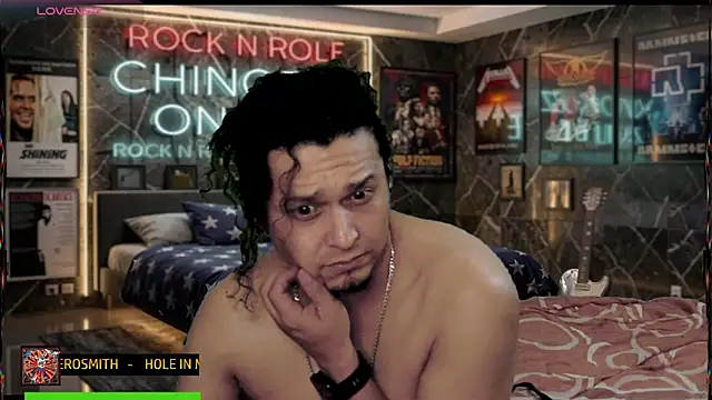 chino_roz webcam