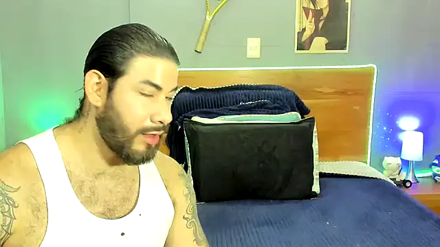 Prometeo-grizzly live cam on StripChat