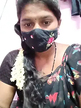 CuteDevilAnu live cam on StripChat