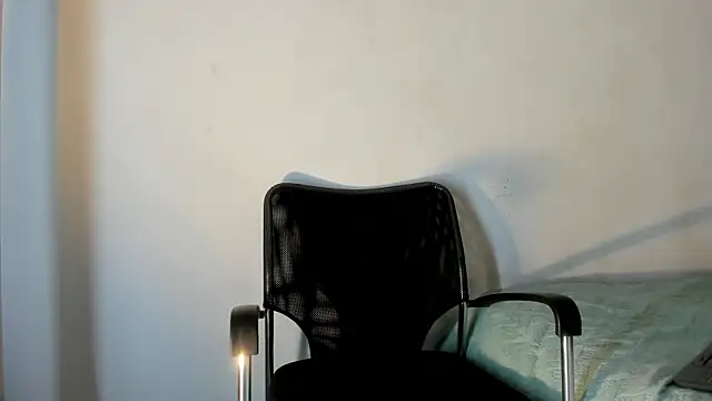 Adrian_Wolf webcam