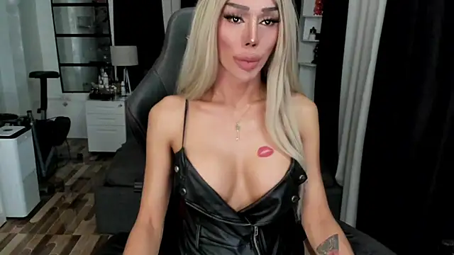 Forever_MissCandace webcam