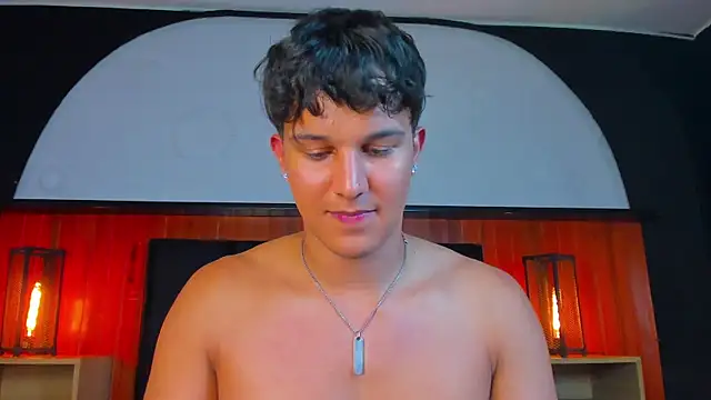 Leo_Savage_ webcam