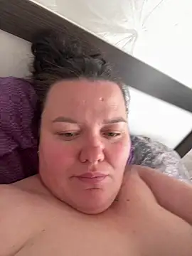 SunnyLeila2101 webcam