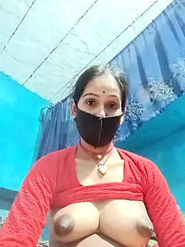 Nandani-758 webcam