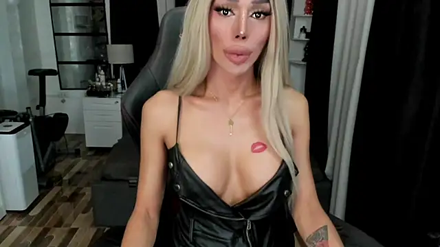 Forever_MissCandace webcam