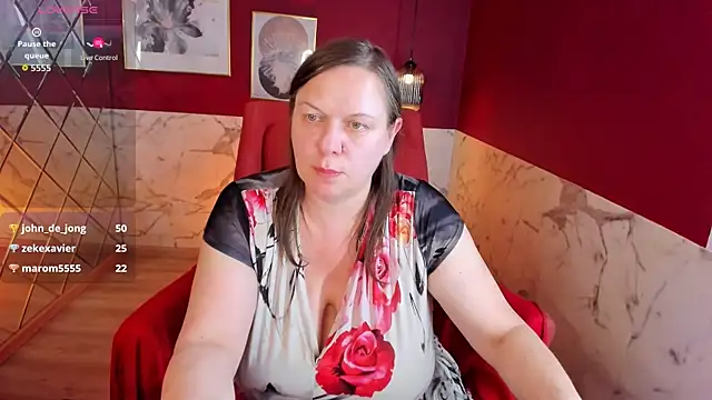 KellyPerfection webcam