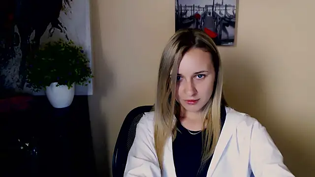 _Nicole_new webcam