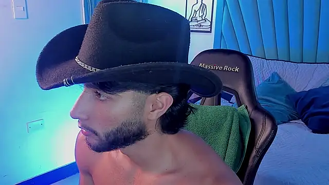 Emmet_CollinsJS live cam on StripChat