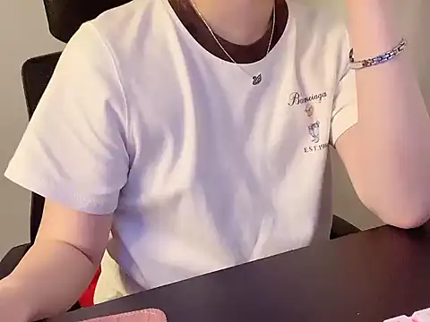 hunhun122 webcam