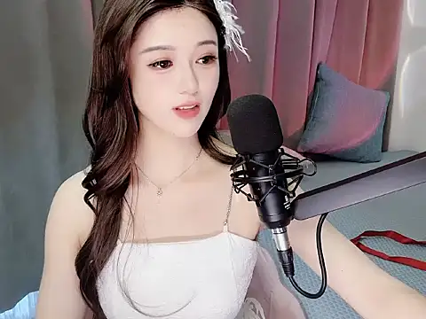 Momo-Wow webcam