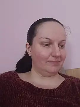 BustyLadyAlma webcam