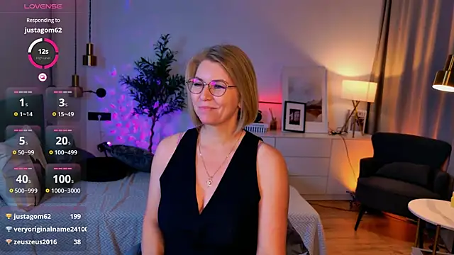 Annie_Light webcam