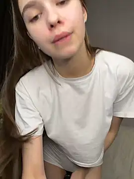 SkylineBliss live cam on StripChat