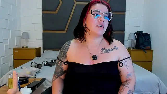 juana_valkiria webcam
