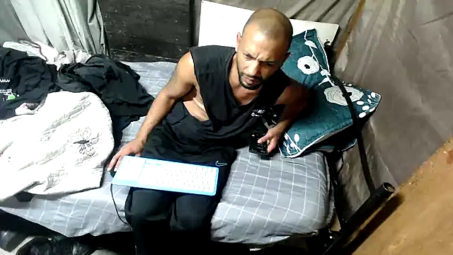 Camodick live cam on StripChat