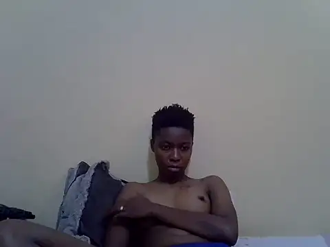 prettyy_joy webcam