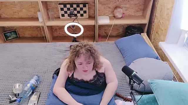 MiniNatalie webcam