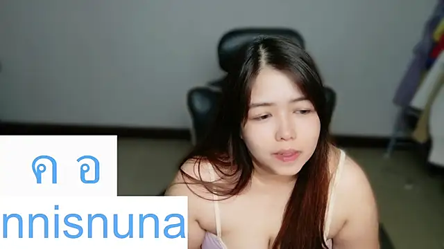 nunanunanuna webcam