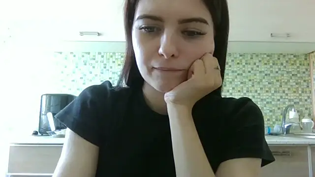 KikiAmino webcam