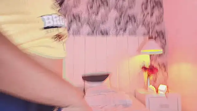 Lyaa_606 webcam