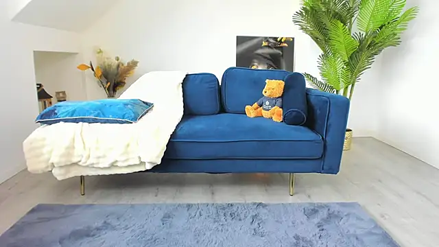 Issa_Belle18 webcam