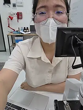 HinaLovely webcam