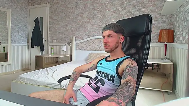 JonahShaw webcam