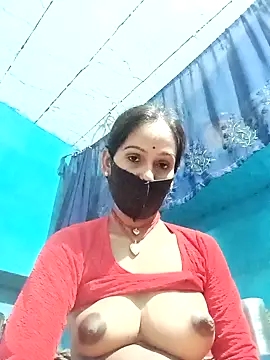 Nandani-758 webcam