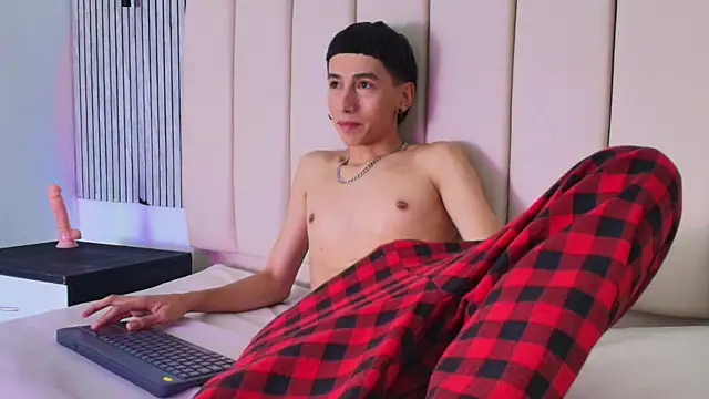 lian_cameron webcam