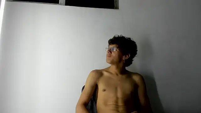 Adrian_Wolf webcam