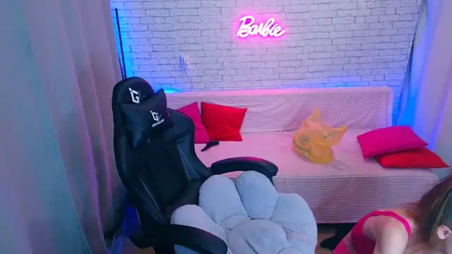 Kira_honeyy webcam