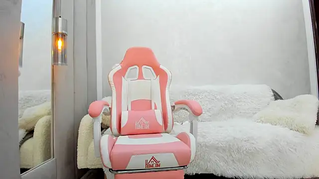 Britney_Charm_ webcam