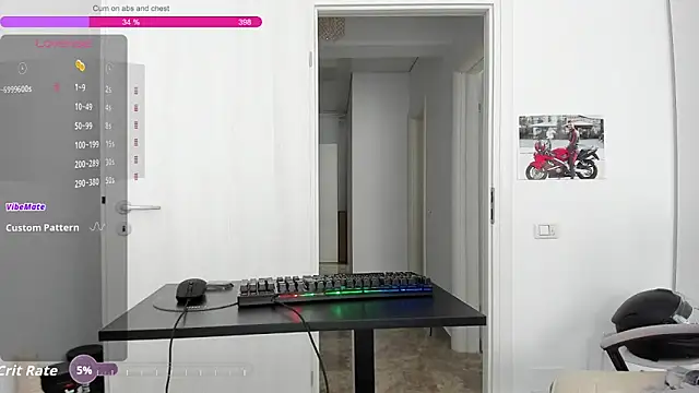ZackFraser live cam on StripChat