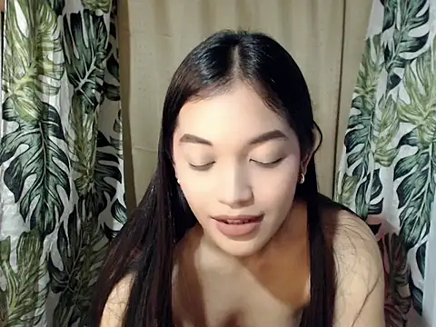 itsme_gwen - Itsme_gwen's free webcam - UK Sex Cams