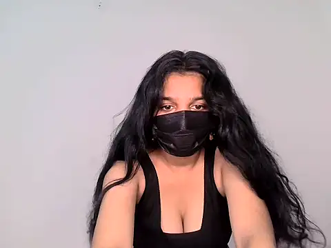 suzan_melly live cam on StripChat