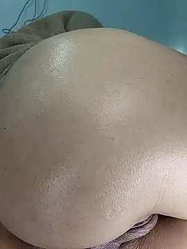 estrella_tasty live cam on StripChat