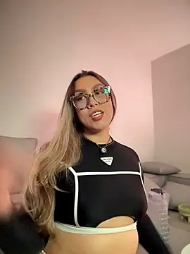 Im_sophiie webcam
