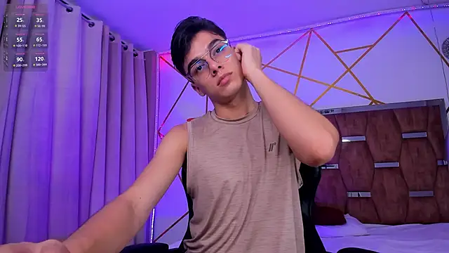 Tarpely - Male webcam sex chat