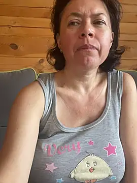Kiramagic live cam on StripChat
