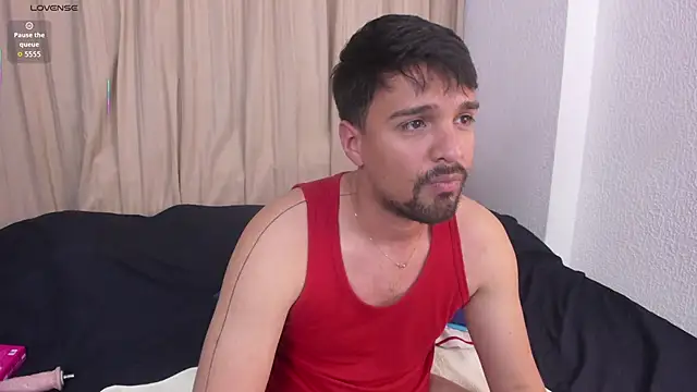 max_ed live cam on StripChat