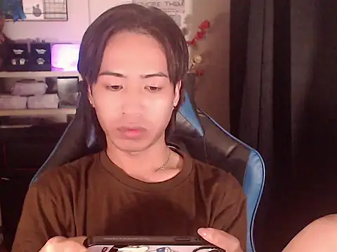 Ryu_23 live cam on StripChat