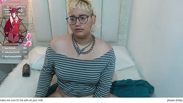 Echypyon_ live cam on StripChat