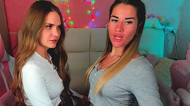 hotty_girls_here webcam