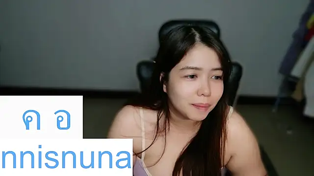 nunanunanuna live cam on StripChat
