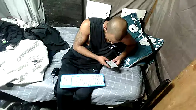 Camodick live cam on StripChat