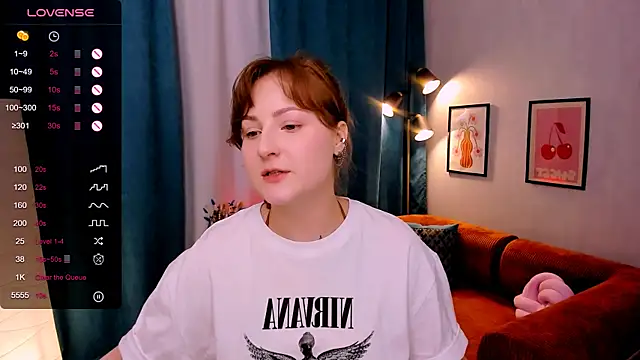 velvet_cherry_ webcam