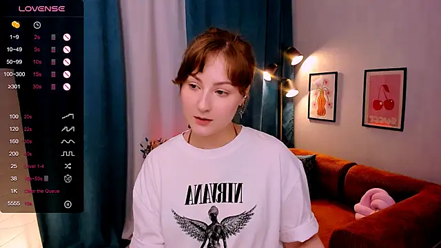 velvet_cherry_ webcam