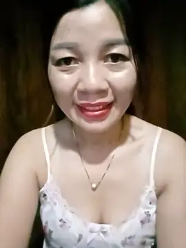 Yiyi102300
