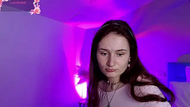L1ittle_kitty_ live cam on StripChat