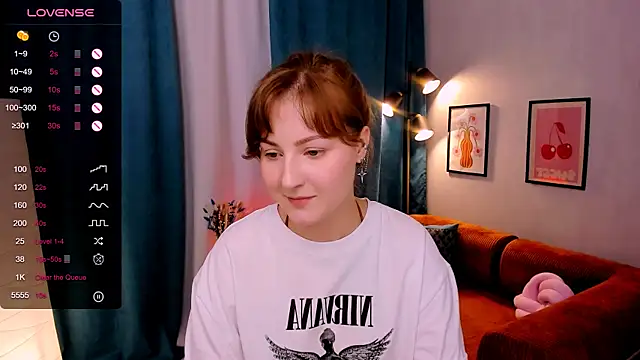 velvet_cherry_ webcam